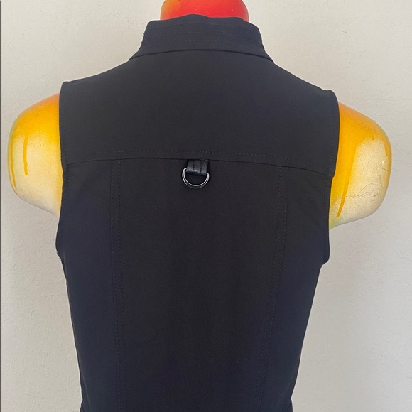 Guess Black Sleeveless Romper with Front Zip - Picture 13 of 16